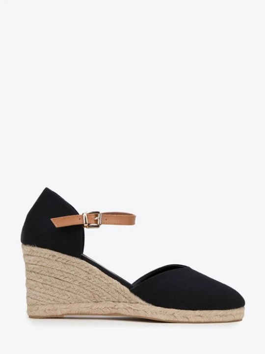 Zdjęcie produktu Damskie espadryle z zapięciem na pasek czarne Wittchen