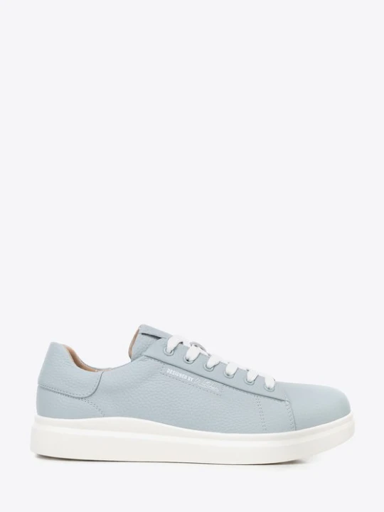 Zdjęcie produktu Damskie klasyczne sneakersy na platformie niebieskie Wittchen