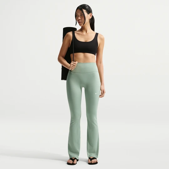 Zdjęcie produktu Damskie legginsy Nike One z wysokim stanem i rozszerzanymi nogawkami - Zieleń