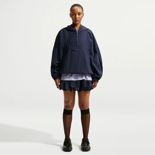 Zdjęcie produktu Damskie lekkie spódnico-spodenki Nike Runway - Niebieski