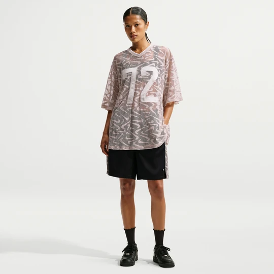 Zdjęcie produktu Damskie luźne spodenki ze średnim stanem Nike Chill Lace - Czerń