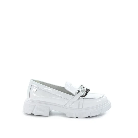Zdjęcie produktu Damskie mokasyny białe loafersy GOE JJ2N4187
