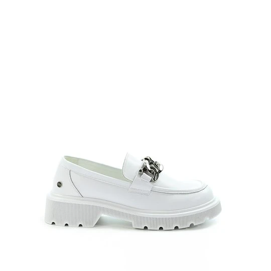 Zdjęcie produktu Damskie mokasyny białe loafersy GOE LL2N4038 "ostatnie pary"
