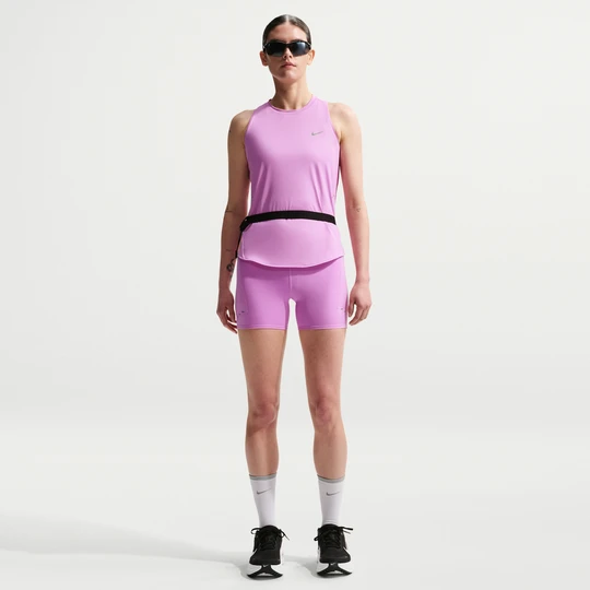 Zdjęcie produktu Damskie przylegające spodenki do biegania z wysokim stanem i kieszeniami 10 cm Nike Swift - Fiolet