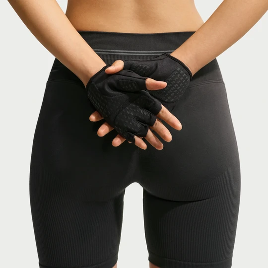 Zdjęcie produktu Damskie rękawiczki treningowe NikeSKIMS (1 para) - Czerń