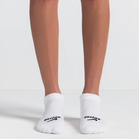 Zdjęcie produktu Damskie skarpety do kostki Dri-FIT NikeSKIMS (3 pary) - Wielokolorowe