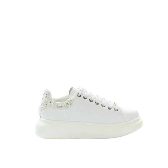 Zdjęcie produktu Damskie skórzane białe sneakersy GOE OO2N4005