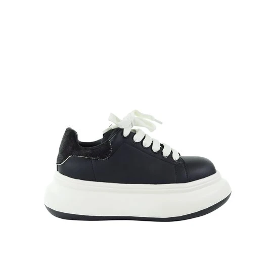 Zdjęcie produktu Damskie skórzane sneakersy czarne GOE SS2N4001