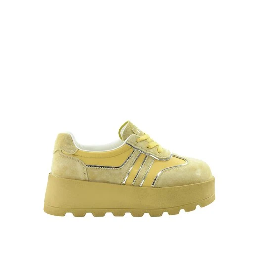 Zdjęcie produktu Damskie skórzane sneakersy musztardowe na platformie GOE TT2N4053