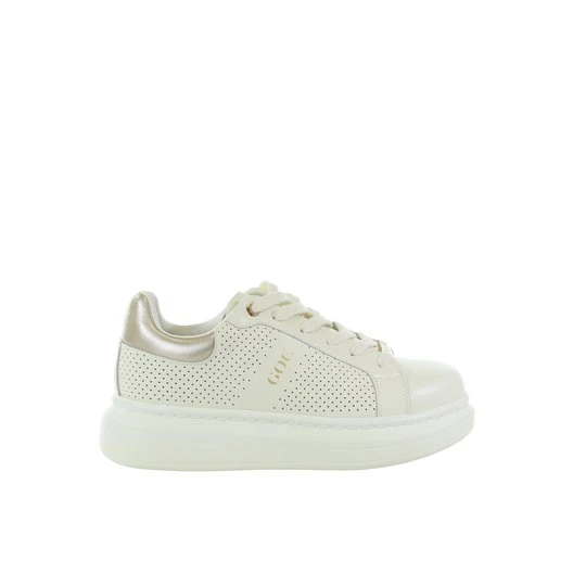 Zdjęcie produktu Damskie sneakersy skórzane beżowe z perforacją GOE TT2N4005