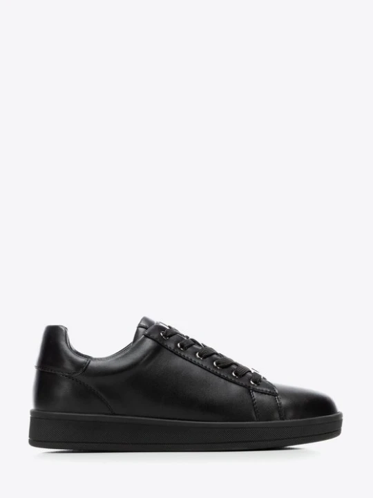 Zdjęcie produktu Damskie sneakersy skórzane na platformie czarne Wittchen