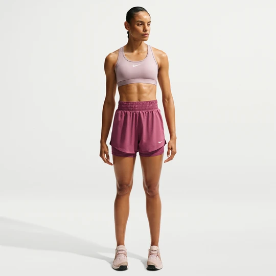 Zdjęcie produktu Damskie spodenki 2 w 1 z wysokim stanem Dri-FIT Nike One 7, 5 cm - Czerwony