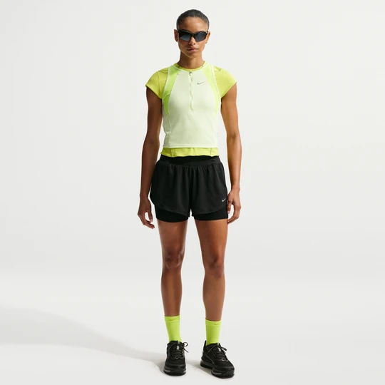 Zdjęcie produktu Damskie spodenki do biegania 2 w 1 z siateczką Dri-FIT Nike Flow - Czerń