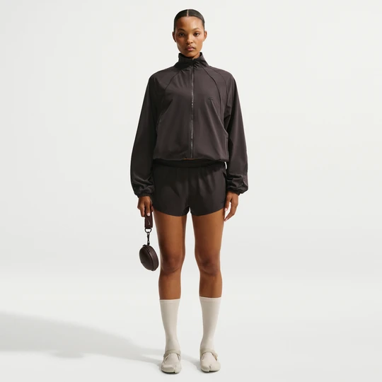 Zdjęcie produktu Damskie spodenki do biegania NikeSKIMS Stretch Nylon - Brązowy