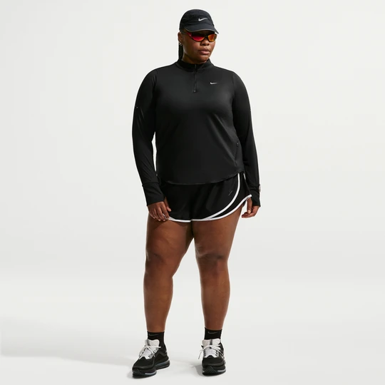 Zdjęcie produktu Damskie spodenki do biegania ze średnim stanem i wszytą bielizną 8 cm Dri-FIT Nike Tempo (duże rozmiary) - Czerń