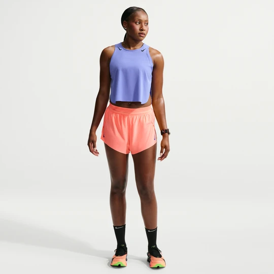 Zdjęcie produktu Damskie spodenki do biegania ze średnim stanem i wszytą bielizną Dri-FIT ADV 8 cm Nike AeroSwift - Różowy