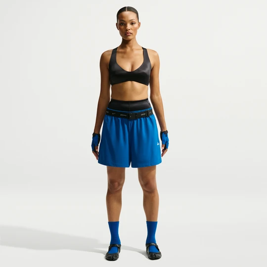 Zdjęcie produktu Damskie spodenki dresowe 12, 5 cm NikeSKIMS Stretch Nylon - Niebieski