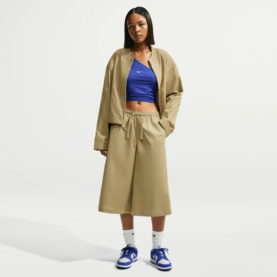 Zdjęcie produktu Damskie spodenki o kroju oversize ze średnim stanem Nike - Brązowy