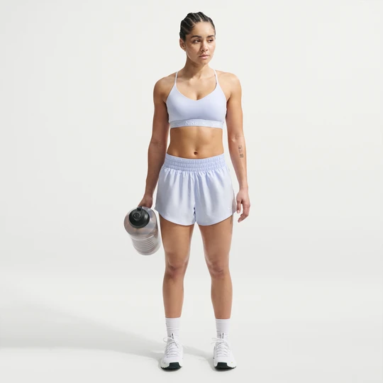 Zdjęcie produktu Damskie spodenki ze średnim stanem i wszytą bielizną Dri-FIT Nike One 7, 5 cm - Niebieski