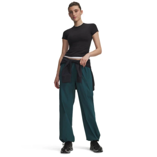 Zdjęcie produktu Damskie spodnie Under Armour Unstoppable Woven Pant - zielone