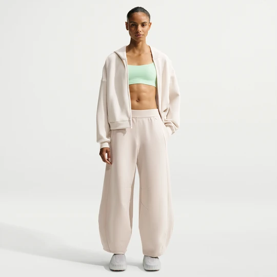 Zdjęcie produktu Damskie spodnie z wysokim stanem i szerokimi nogawkami Nike 24.7 ImpossiblySoft - Brązowy