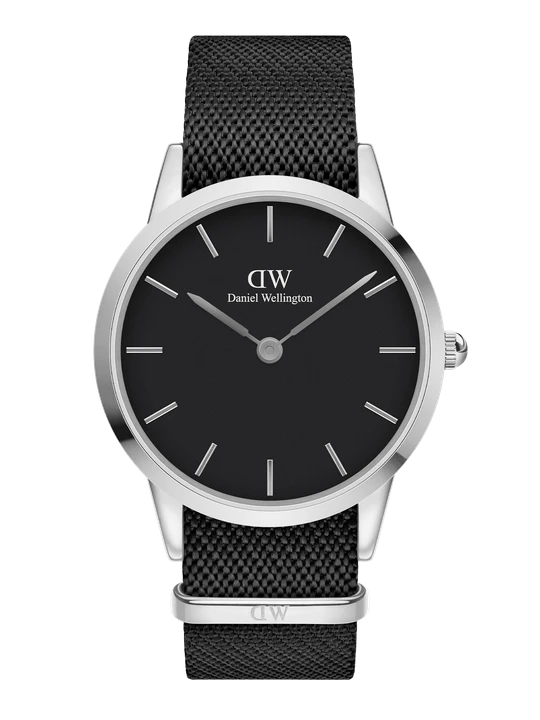 Zdjęcie produktu Daniel Wellington DW Watch Iconic Black NATO Dial 40mm Silver
