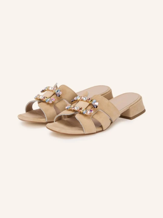 Zdjęcie produktu Darling Harbour Klapki Z Kamieniami Ozdobnymi beige