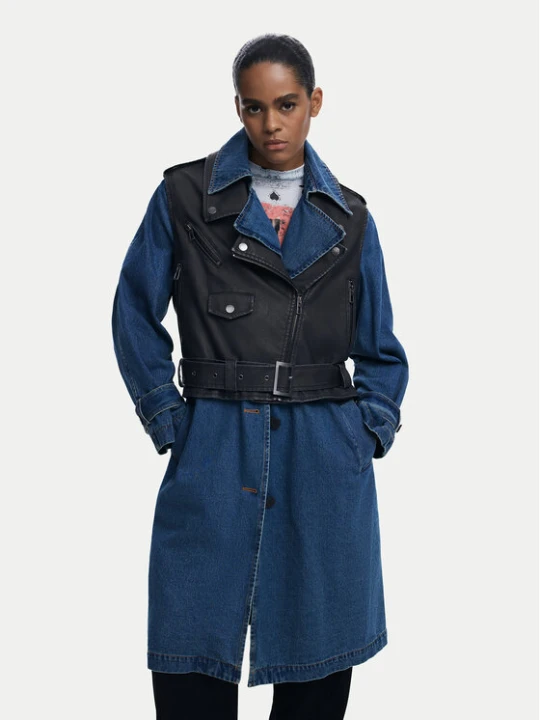 Zdjęcie produktu Desigual Płaszcz z imitacji skóry Denimbike 25WWEW52 Niebieski Regular Fit