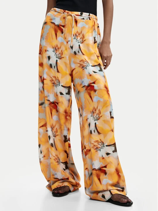 Zdjęcie produktu Desigual Spodnie materiałowe Pant Preston 26SWPW38 Pomarańczowy Relaxed Fit