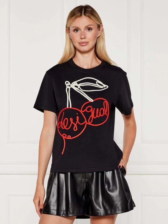 Zdjęcie produktu Desigual T-shirt BERLIN | Regular Fit czarny