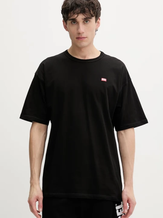 Zdjęcie produktu Diesel T-shirt oversize męski bawełniany T-BOXT-R30 T-SHIRT czarny