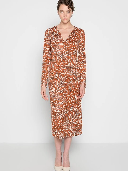 Zdjęcie produktu Długa sukienka Diane Von Furstenberg miedziany