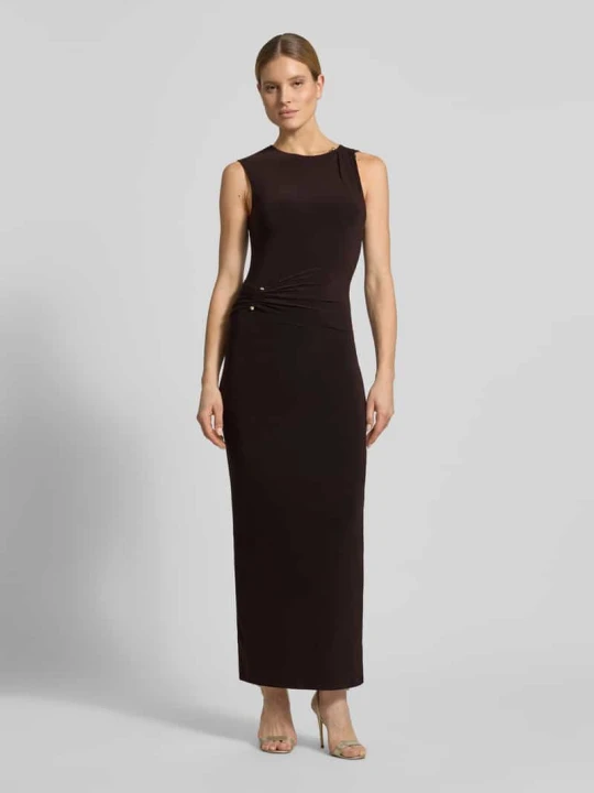 Zdjęcie produktu Długa sukienka w kroju regular fit z marszczeniami model 'Jess' Forever New Ciemnobrązowy
