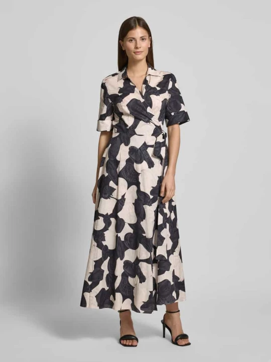 Zdjęcie produktu Długa sukienka w stylu kopertowym model ‘SVENJA’ 0039 italy Czarny