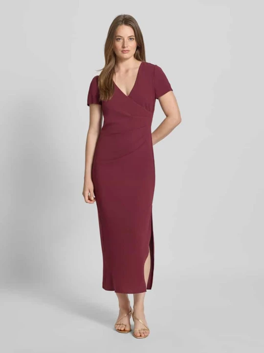 Zdjęcie produktu Długa sukienka z dekoltem w serek Armani Exchange Bordowy
