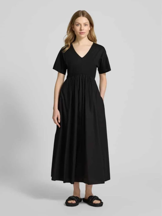 Zdjęcie produktu Długa sukienka z dekoltem w serek model ‘BRONZO’ Weekend Max Mara Czarny