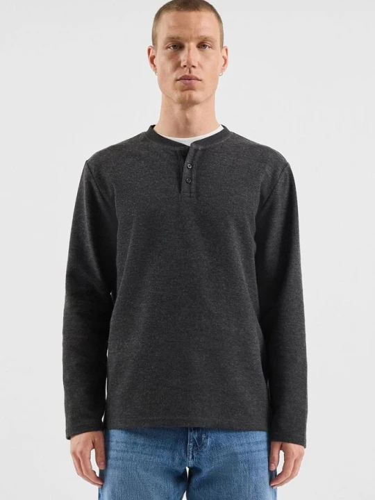 Zdjęcie produktu Długi rękaw Henley z teksturą QS czarny