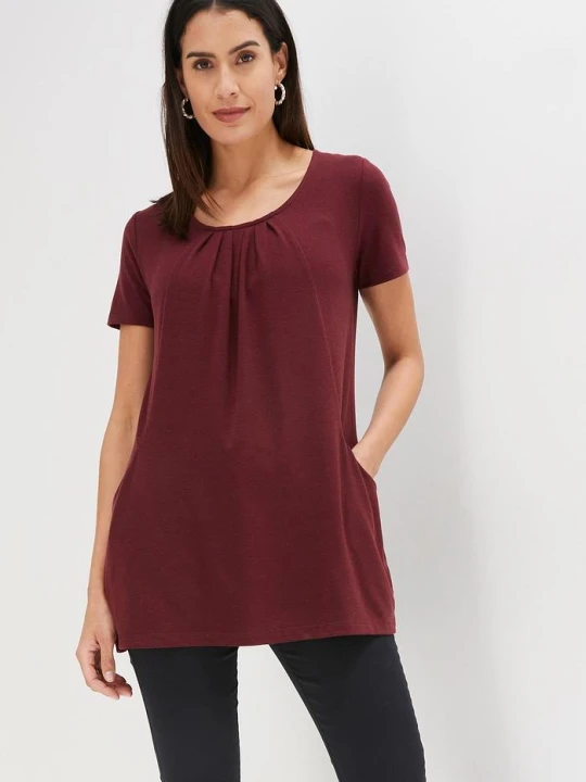 Zdjęcie produktu Długi shirt z wiskozą BonPrix czerwony