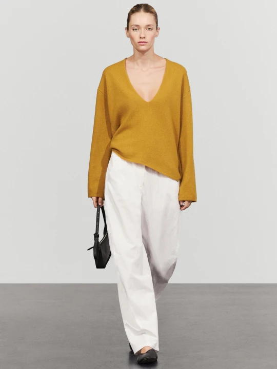 Zdjęcie produktu Długi Sweter Z Detalami Przy Dekolcie - Żółty Musztardowy - Massimo Dutti - Female