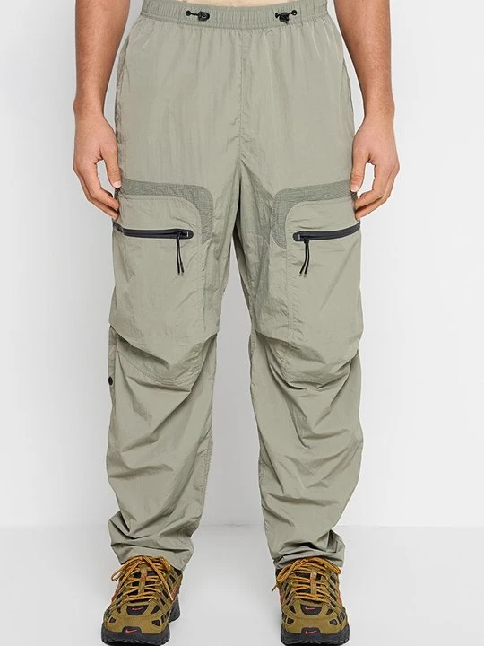 Zdjęcie produktu Długie spodnie trekkingowe Nike khaki