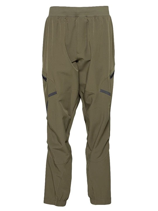 Zdjęcie produktu Długie spodnie trekkingowe Under Armour zielony