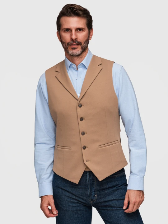 Zdjęcie produktu Dopasowana elegancka kamizelka męska z klapami – brązowa V1 - Rozmiar: M Ombre Clothing