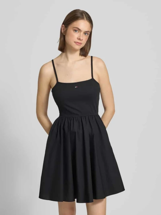 Zdjęcie produktu Dopasowana sukienka casualowa z czystej bawełny Tommy Jeans Czarny
