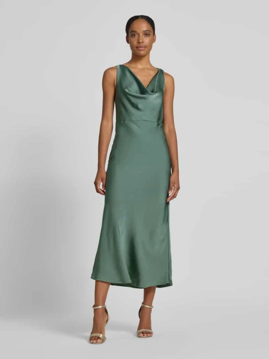 Zdjęcie produktu Dopasowana sukienka koktajlowa z lejącym dekoltem model 'SASELINA' Vero Moda Zielony