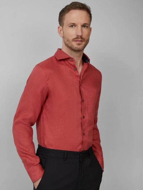 Zdjęcie produktu Dopasowany krój: lniana koszula z długim rękawem i eleganckim połyskiem s.Oliver różowy