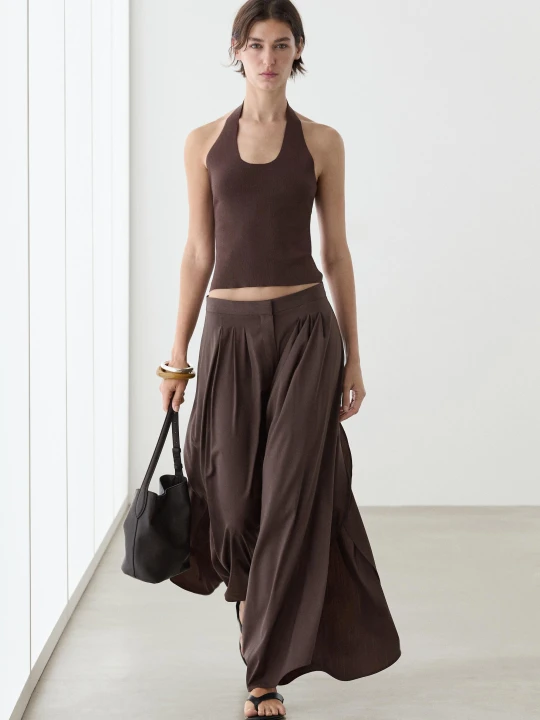 Zdjęcie produktu Dopasowany Top Z Dzianiny Z Dekoltem Halter - Brązowy - Massimo Dutti - Female
