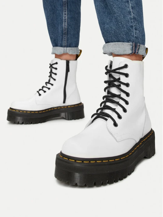 Zdjęcie produktu Dr. Martens Glany Jadon 15265100 Biały