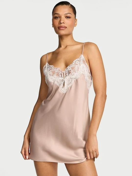 Zdjęcie produktu Dream Angels Koszulka nocna satynowa Lace-Trim Victoria's Secret Beżowy