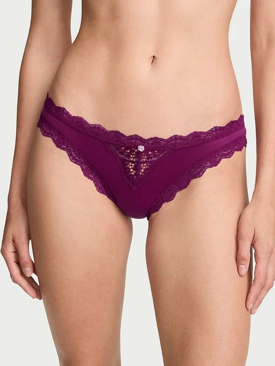 Zdjęcie produktu Dream Angels Majtki z koronką na krawędziach Lace-Trim Bikini Victoria's Secret Fioletowy