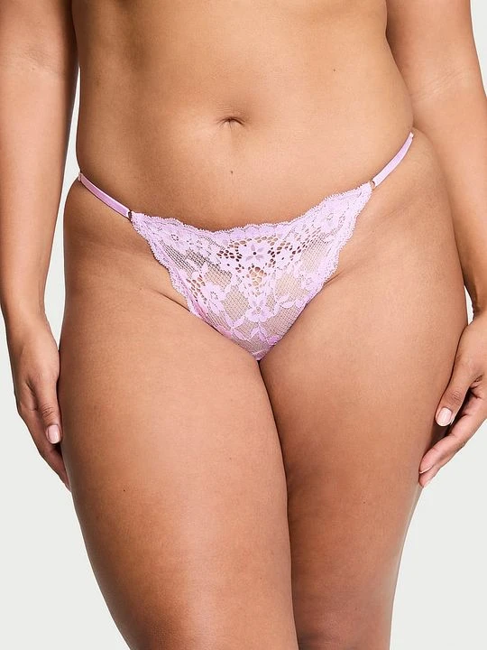 Zdjęcie produktu Dream Angels Stringi koronkowe z regulowanymi paskami Lace V-String Victoria's Secret Fioletowy